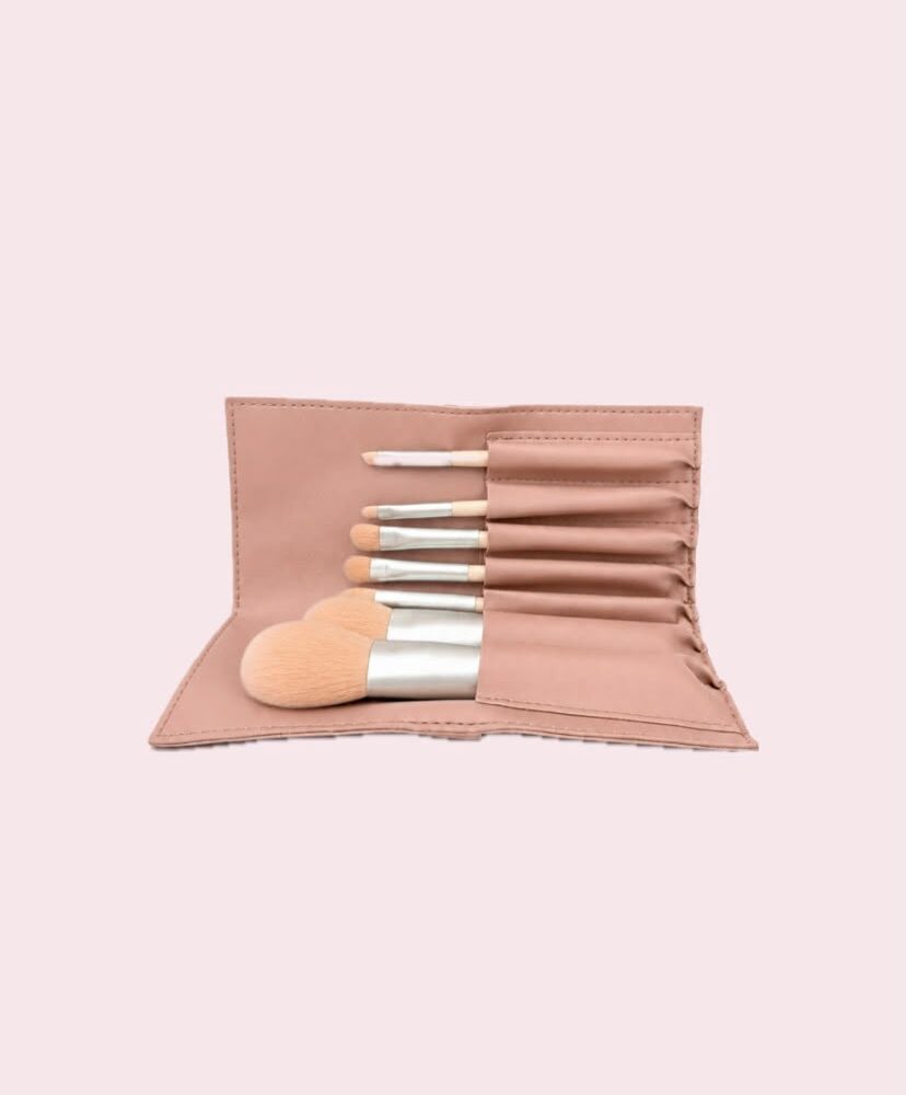 Make-up brushes